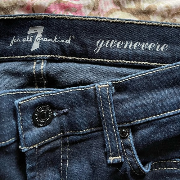 Guinevere seven for all mankind jeans - Picture 4 of 4